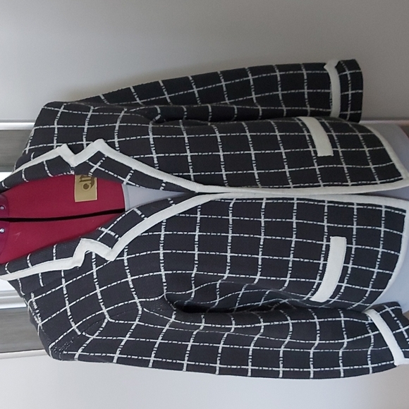 Kimchi Blue, ladies sweater, size large - Picture 2 of 5